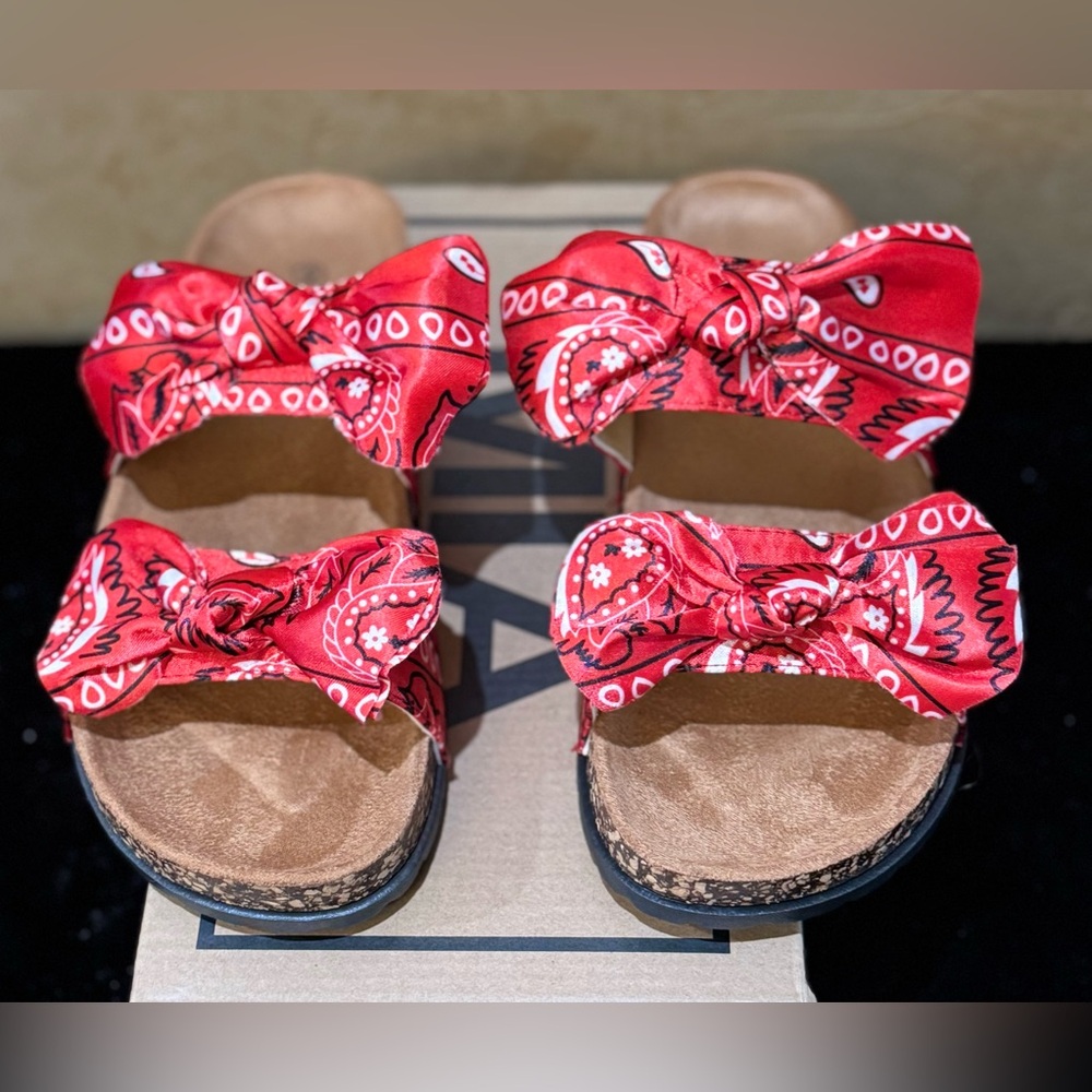 Coco+Carmen Red Bandana Slide Slippers open toe Sandals - Size 9 - Picture 5 of 8